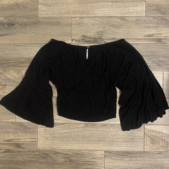 Free People Size Medium Last Time Keyhole Black Top Boho Oversized Sleeves - Picture 2 of 10